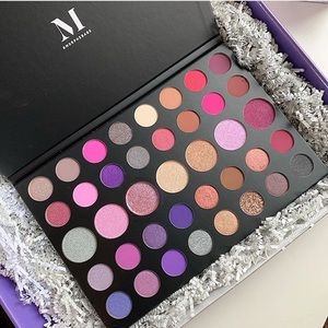 Morphe • 39S - Such A Gem 💎 Artistry Palette
